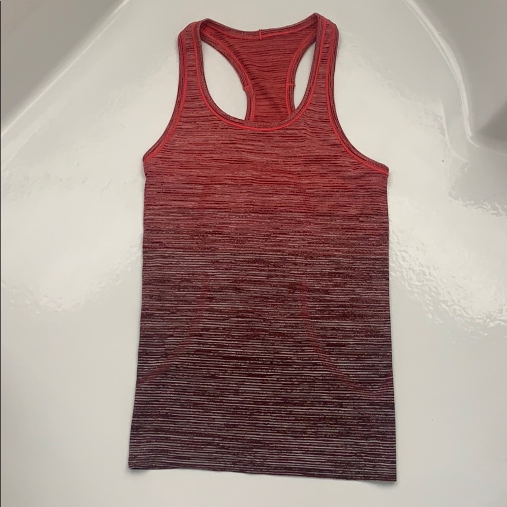 Lululemon tank top